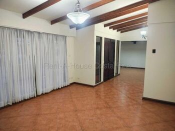 Alquiler de Casa en Montes de Oca-San Pedro. RAH 26-1925 en San Pedro, Montes De Oca, San José — 50 000 ₡ - Foto 5 de 13
