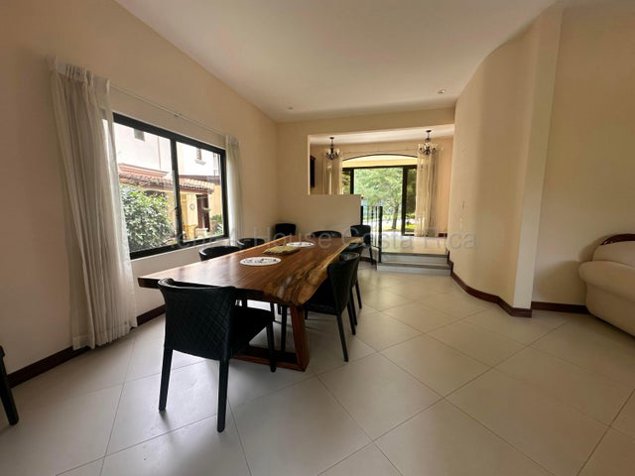 Venta de Casa en Mora-Colón. RAH 27-566 en Colón, Mora, San José — $550,000 - Foto 3 de 16