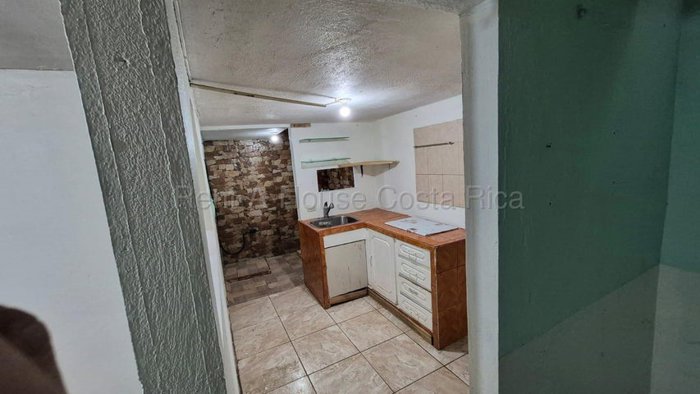 Venta de Apartamento en Condominio Montemar, Colima de Tibás. RAH 27-729 in Colima, Tibás, San José — $62,728