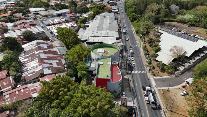 Venta de centro comercial de 4.864 m² con 30 locales en Curridabat #26-1612 GS in Curridabat, San José — $4,900,000 - Photo 3 of 11