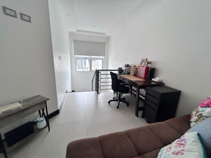 Venta de hermosa casa en Santa Ana 25-1400 in Uruca, Santa Ana, San José — $275,000