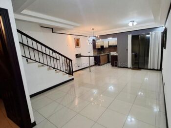 Venta de Casa en Residencial Monserrat - Concepción de Tres Ríos. RAH 27-76 en Concepción, La Unión, Cartago — 80 900 000 ₡ - Foto 4 de 13