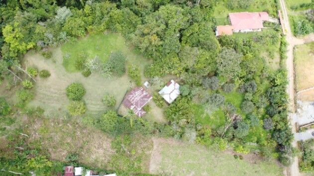 1+ hectare con servicios en Tinamaste, Perez Zeledon en Barú, Pérez Zeledón, San José — $179,999