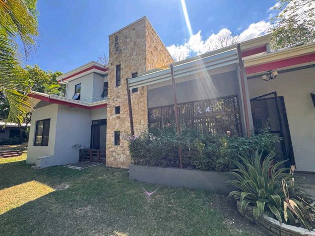 TU REFUGIO DE ENSUEÑO EN TURRÚCARES DE ALAJUELA. en Turrúcares, Alajuela — ₡ 400 000 000
