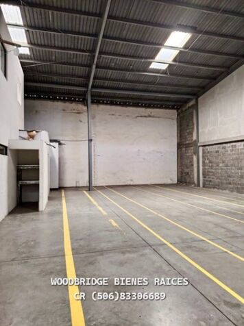 Bodega en alquiler Uruca SJ 445 metros en Uruca, San José — $4,410