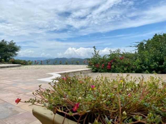 Venta de Majestuosa Casa en Alajuela / Mls. 23-904 en Guácima, Alajuela — $1,200,000