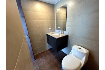 Apartment in Torre Los Yoses, San Pedro in San Pedro, Montes De Oca, San José — $1,400 - Photo 5 of 21