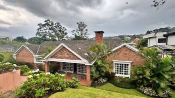 Venta casa de 1 planta con amplio jardín, Tres Ríos, Cartago (AD) in San Juan, La Unión, Cartago — $525,000 - Photo 2 of 16