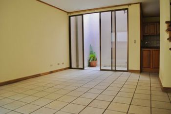 Vende/Alquila Condominio 4 dor Puruses 2, Guayabos, Curridabat (AD) en Granadilla, Curridabat, San José — $275,000 - Foto 5 de 28