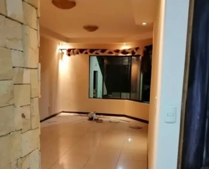 Venta de Bella Casa en Ulloa de Heredia / JB OFC Mls. 23-2461 en Ulloa, Heredia — $245,000 - Foto 2 de 19