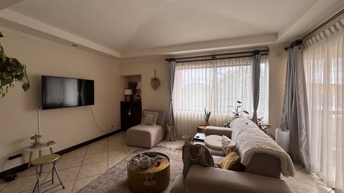 Venta apartamento en condominio en Escazú, ideal para inversión (AD) in San Rafael, Escazú, San José — $150,000 - Photo 2 of 18
