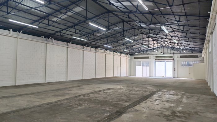 Warehouse for Rent, in San Jose, San Jose, Merced, Use Z1/Z2, in Merced, San José — $6,941 - Photo 1 of 16