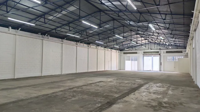 Warehouse for Rent, in San Jose, San Jose, Merced, Use Z1/Z2, in Merced, San José — $6,941