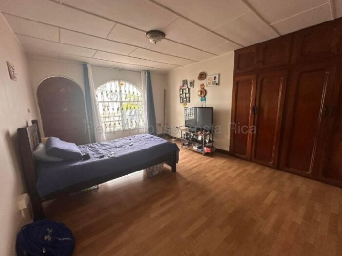 Se vende casa en San Vicente Moravia 27-9 en San Vicente, Moravia, San José — ₡ 162 500 000
