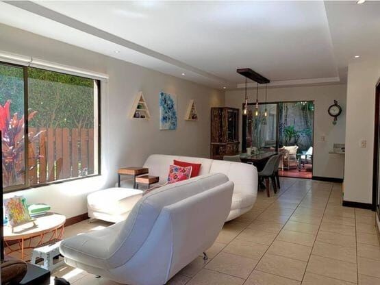 VENTA DE CASA, CIUDAD COLÓN, CONDOMINIO HACIENDA LOS MADEROS in Colón, Mora, San José — $205,000