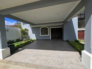 Venta de Casa de Lujo en Condominio, Cartago San Isidro in San Isidro, El Guarco, Cartago — $490,000 - Photo 2 of 17