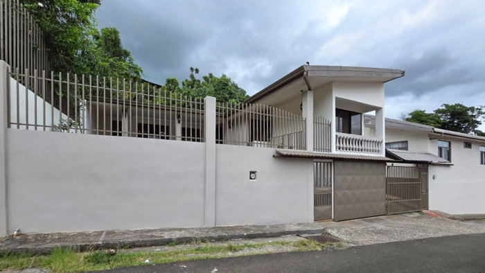 House for Sale in Santa Gertrudis Sur, Grecia in Mercedes, Atenas, Alajuela — ₡ 85 000 000