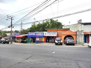 VENTA DE 2 LOCALES COMERCIALES, CASA Y APARTAMENTO, GUADALUPE, EL ALTO en Guadalupe, Goicoechea, San José — $385,000 - Foto 3 de 34