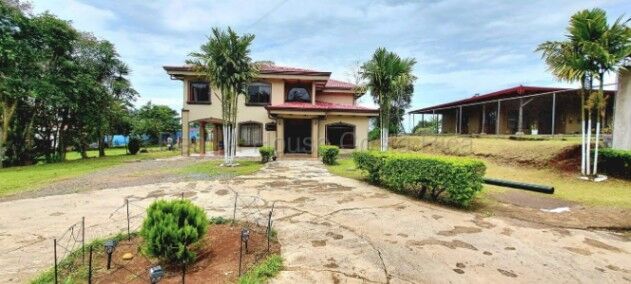 Venta de Casa en Puriscal-Mercedes Sur. RAH 27-1 en Mercedes Sur, Puriscal, San José — $350,000