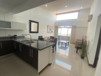 Alquiler de Apartamento en San Rafael de Escazú. RAH 26-1070 in San Rafael, Escazú, San José — $1,500 - Photo 4 of 10