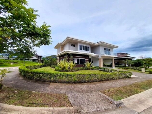 Alquiler de Casa de Lujo en San Rafael de Alajuela. RAH 26-50 en San Rafael, Alajuela — $6,000