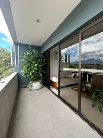 Apartamento en venta - Guachipelin - SM 1459 in Pozos, Santa Ana, San José — $195,000