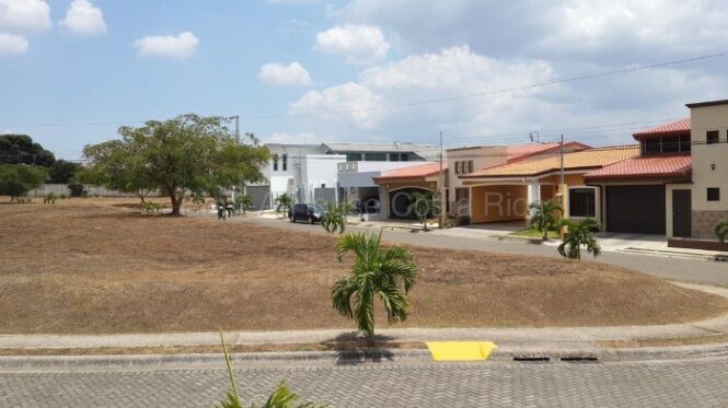 LOTE EN VENTA EN GRECIA ALAJUELA en Grecia, Alajuela — $86,000