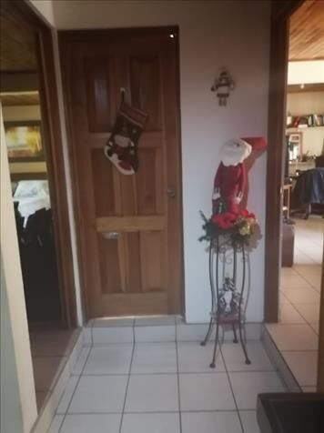 BELLÍSIMA CASA EN ZARAGOZA DE PALMARES, ALAJUELA.  en Zaragoza, Palmares, Alajuela — ₡ 55 000 000