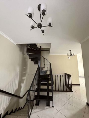 Alquiler de Casa en Pinares de Curridabat in Curridabat, San José — $2,500 - Photo 2 of 23