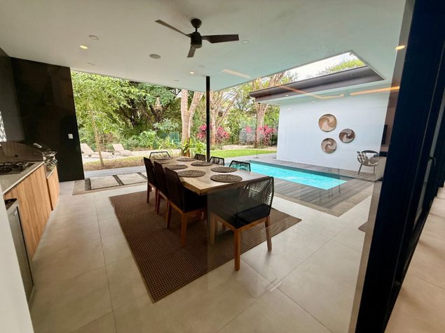Signature Luxury Villa in Hacienda Pinilla en Tamarindo, Santa Cruz, Guanacaste — $1,250,000 - Foto 2 de 7