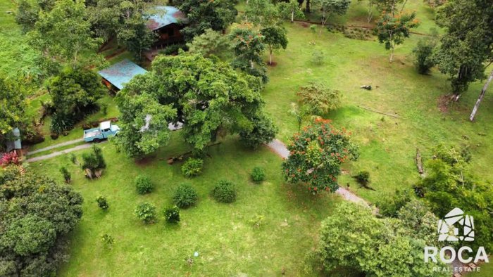 Linda propiedad en venta en quebradas de Pérez Zeledón en San Isidro De El General, Pérez Zeledón, San José — $280,000