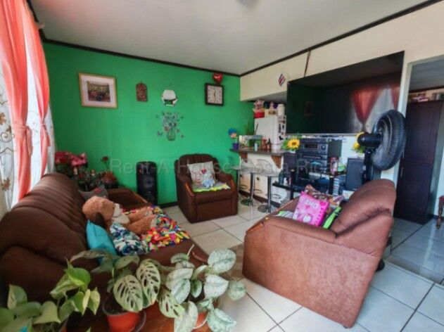 Venta de Casa + APTO en San José de Alajuela.  en San José, Alajuela — ₡ 125 000 000