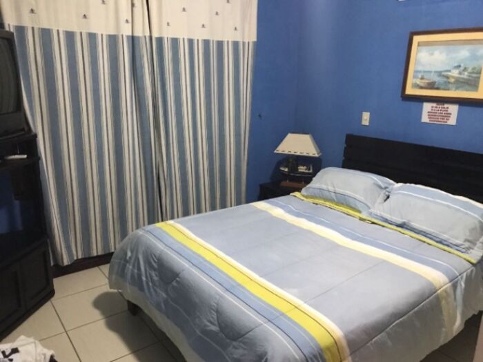 SE VENDE BELLA RESIDENCIA EN GARABITO, PUNTARENAS.  en Jacó, Garabito, Puntarenas — $400,000