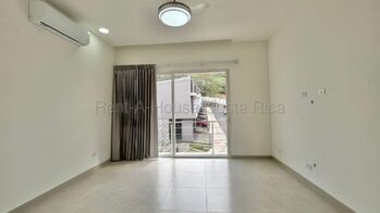 Alquiler de Casa en Piedades de Santa Ana. RAH 26-1741 en Piedades, Santa Ana, San José — $2,200 - Foto 4 de 19