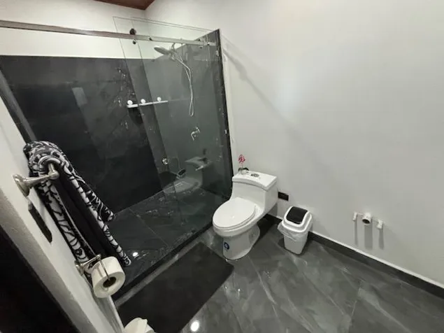 Complejo de apartamento de 7 unidades in Atenas, Alajuela — $950,000 - Photo 3 of 19