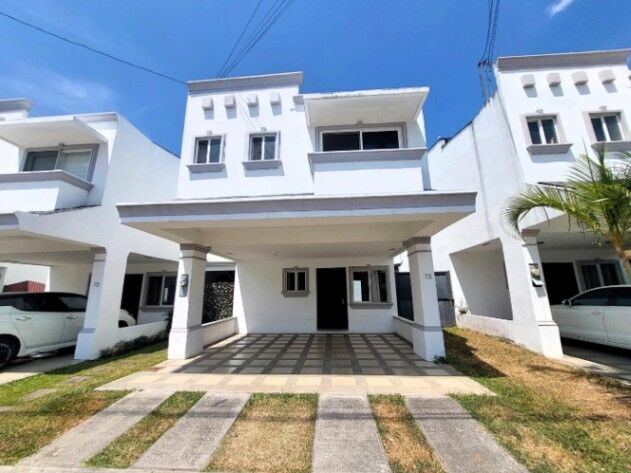 Venta de Casa en La Guâcima, Alajuela. RAH 25-1589 en Guácima, Alajuela — $145,000