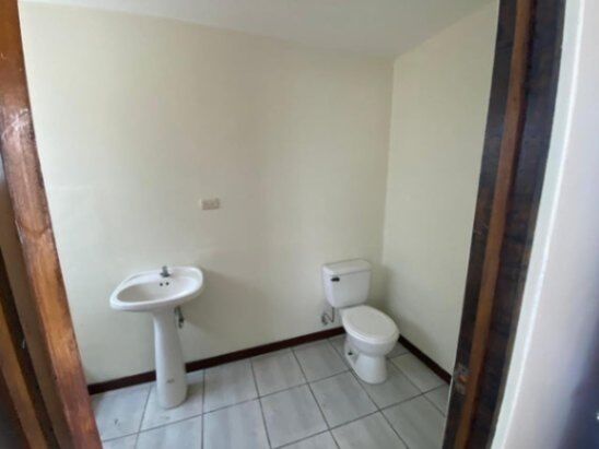 Alquiler de Local Comercial en Tibás, San José. RAH 26-785 in San Juan, Tibás, San José — $1,000