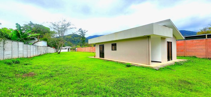 Venta de propiedad con amplio terreno en Paraíso, Cartago — ₡ 74 500 000 - Foto 3 de 13