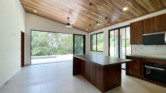 New House for Sale in Atenas Costa Rica en Atenas, Alajuela — $400,000 - Foto 3 de 20