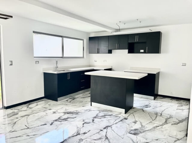 Moderna Casa en San Juan de La Union - 2 Plantas in San Juan, La Unión, Cartago — ₡ 130 000 000
