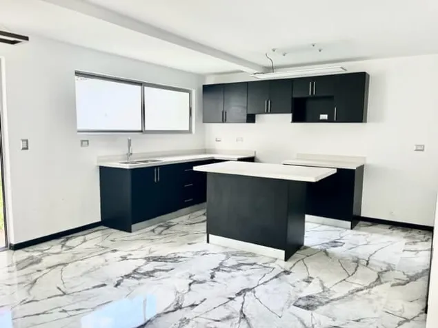 Moderna Casa en San Juan de La Union - 2 Plantas in San Juan, La Unión, Cartago — ₡ 130 000 000