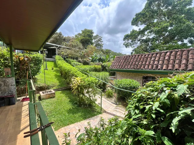 Alquiler: Un Retiro Rural de Ensueño, Turrialba en Tuis, Turrialba, Cartago — $1,900 - Foto 2 de 17
