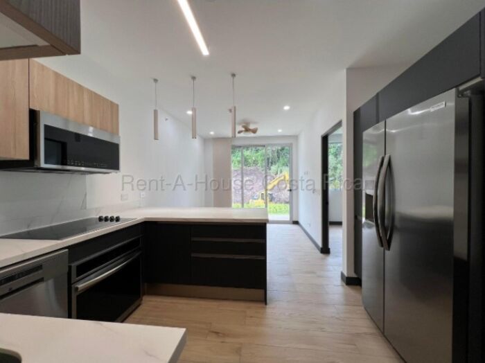 Se alquila apartamento en Santa Ana San José 26-1960 in Santa Ana, San José — $1,250