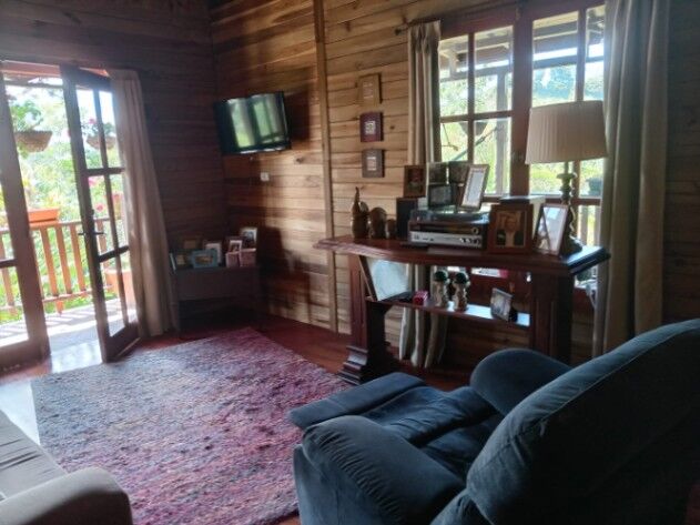 BELLÍSIMA QUINTA CON PRECIOSA CASA EN CERVANTES DE ALVARADO, CARTAGO.  in Cervantes, Alvarado, Cartago — ₡ 140 000 000