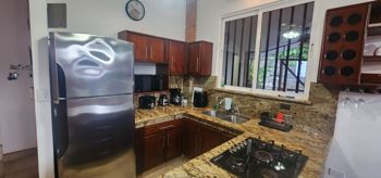 Casa Colibri Tranquilidad, confort y naturaleza en Punta Leona en Tárcoles, Garabito, Puntarenas — $285,000 - Foto 4 de 36