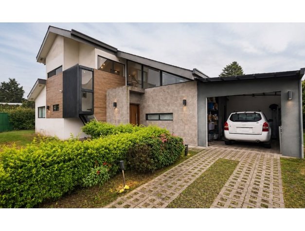 Casa de lujo Fraijanes Alajuela in Sabanilla, Alajuela — ₡ 139 000 000