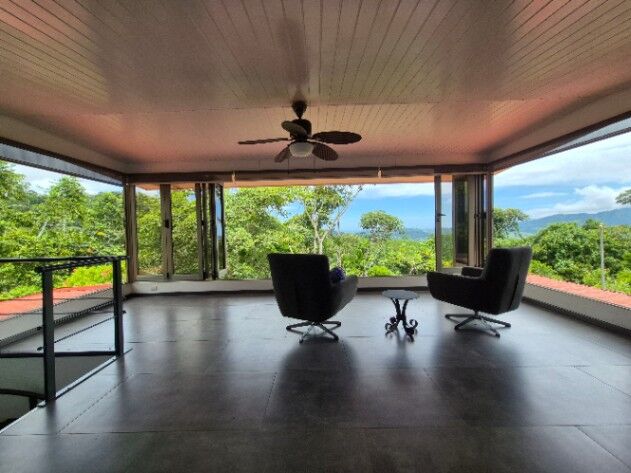 Casa Moderna y Espaciosa en Baru, Perez Zeledon en Barú, Pérez Zeledón, San José — $495,000