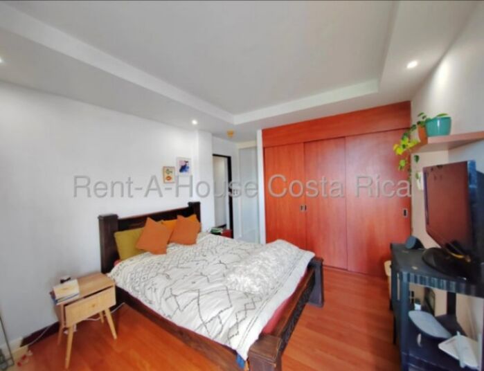 Venta de Apartamento en Catedral-San José.  in Catedral, San José — $182,000