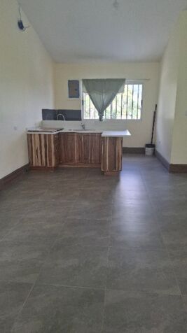 Se alquila casa para estrenar. in San Antonio, Escazú, San José — ₡ 630