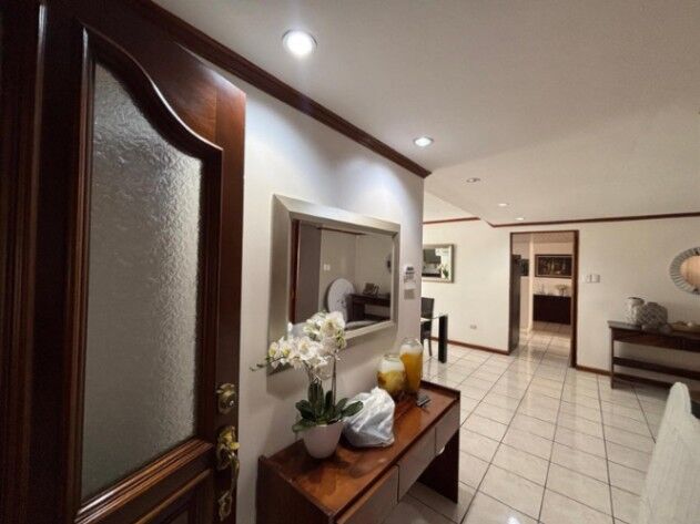 Venta de Casa + 2 APTOS en Tibás-San Juan. en San Juan, Tibás, San José — $550,000